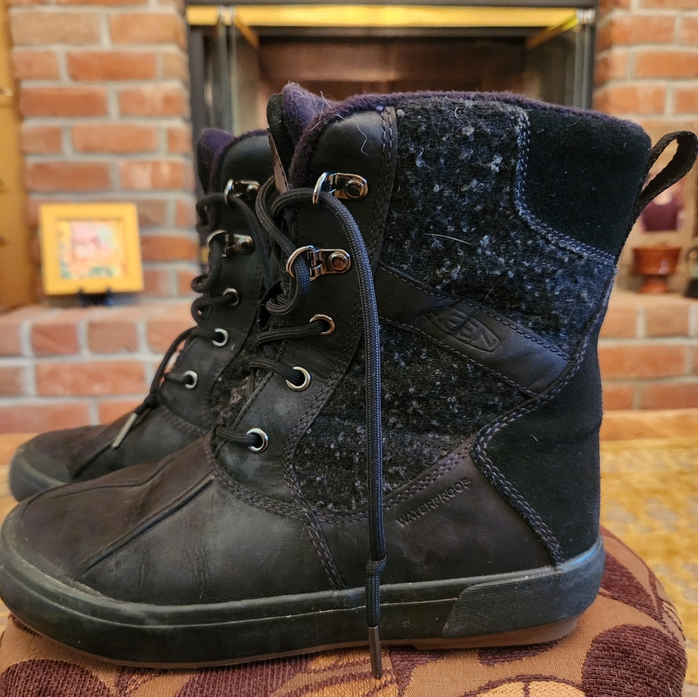 Womens Winter Keen Boots